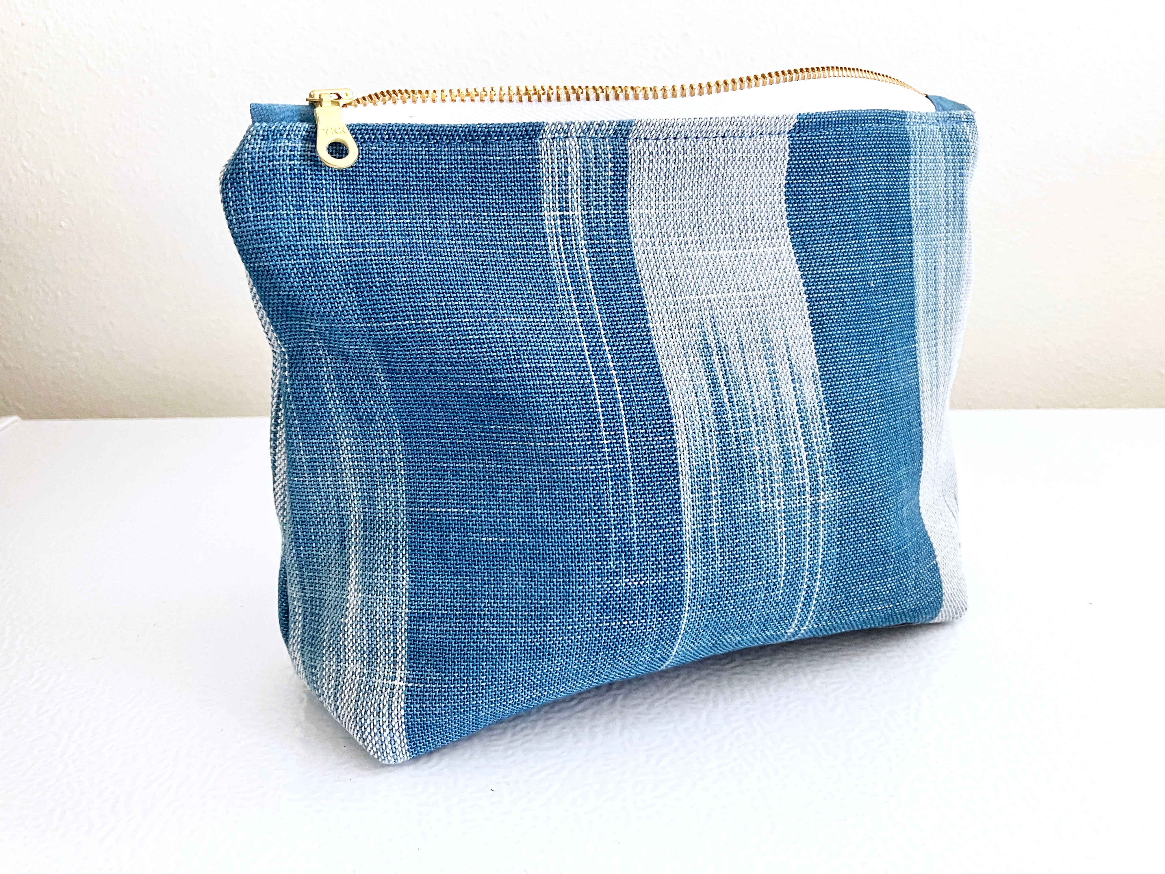 ikat bag: Airplane Bag